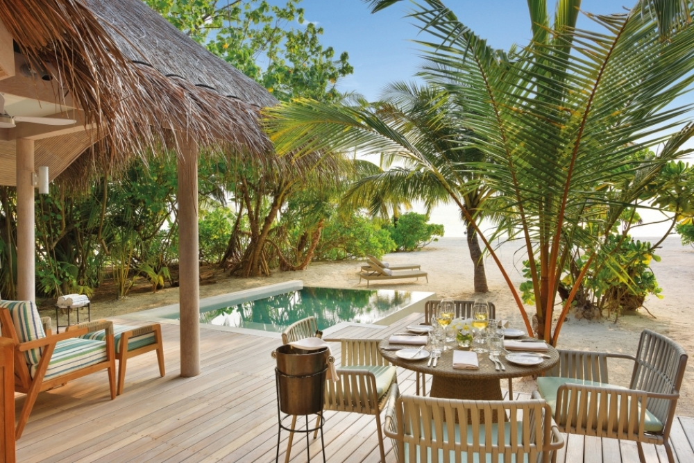 content/hotel/Kanuhura/Accommondation/Retreat Family Beach Pool Villa Sunrise/Kanuhura-Acc-RetreatFamilyBeachPoolVilla.jpg